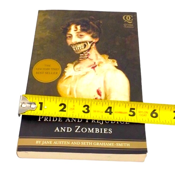 Pride And Prejudice And Zombies book - Picture 4 of 5